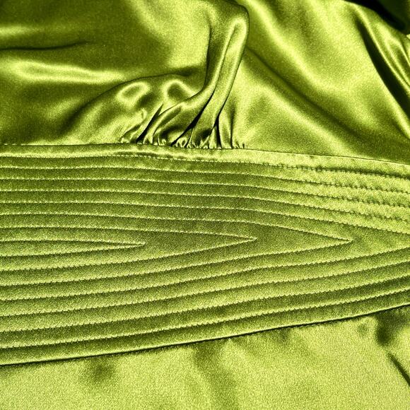 INC International Concepts Blouse Womens Sz 12 100% Silk Green 00.1=A0030 - Picture 16 of 16